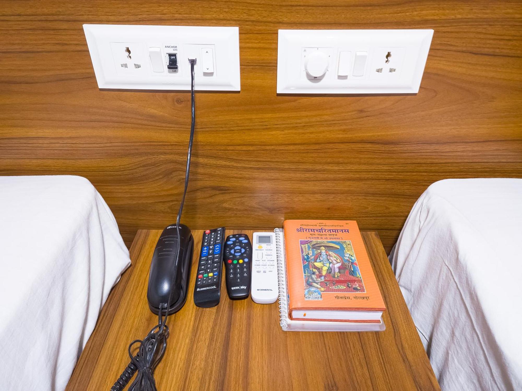 Amritara Ramila Kutir Otel Ayodhya Dış mekan fotoğraf